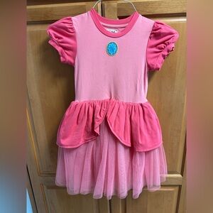 Taylor Joelle Princess Peach sz 6